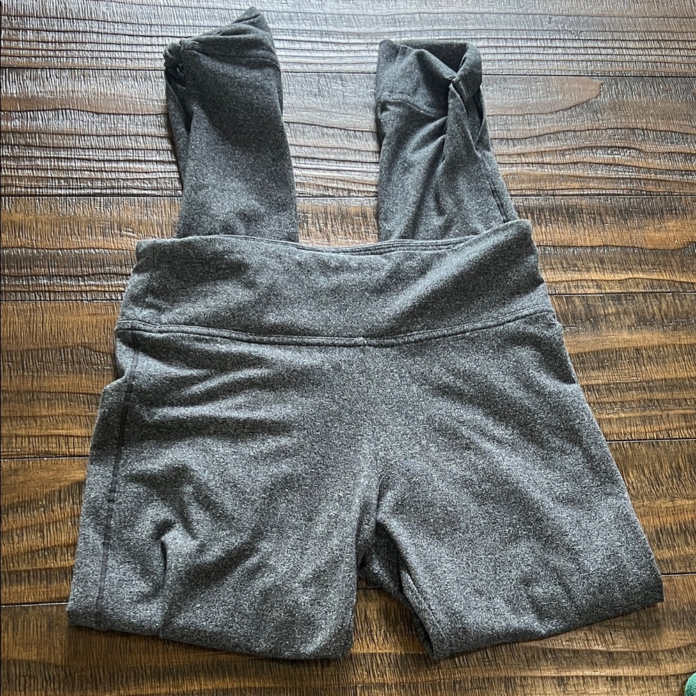 Victoria’s Secret Gray Leggings with knotted detail